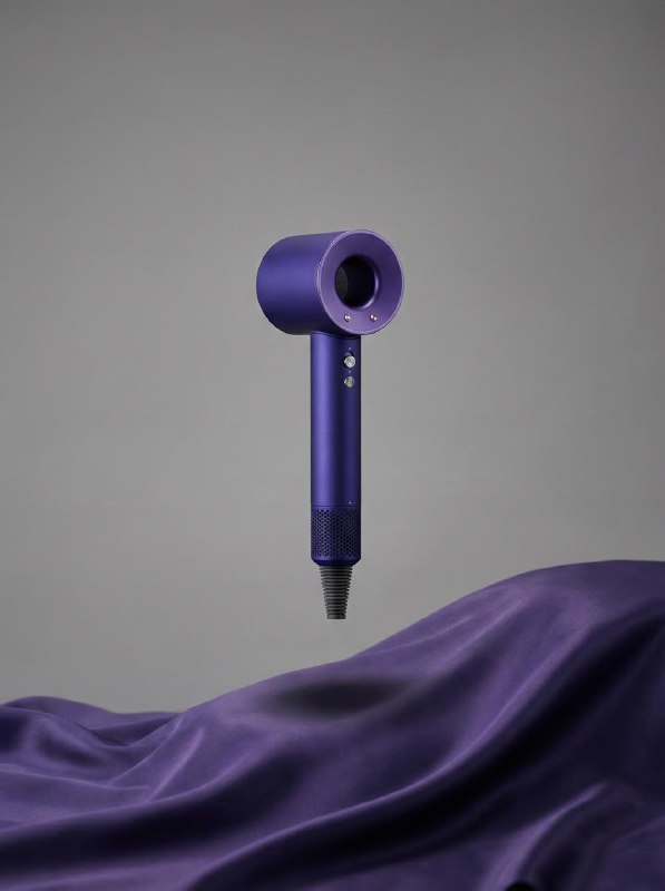 Minimalist Luxury Floating Product