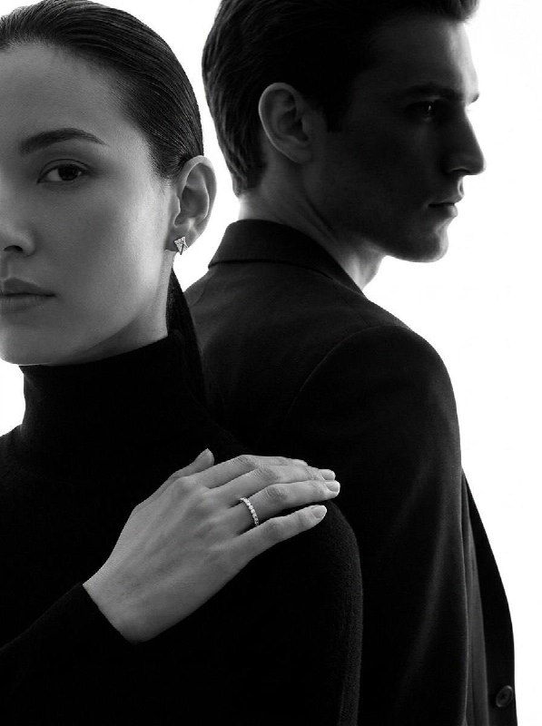 Monochrome Diamond Editorial — Luxury Campaign Portrait